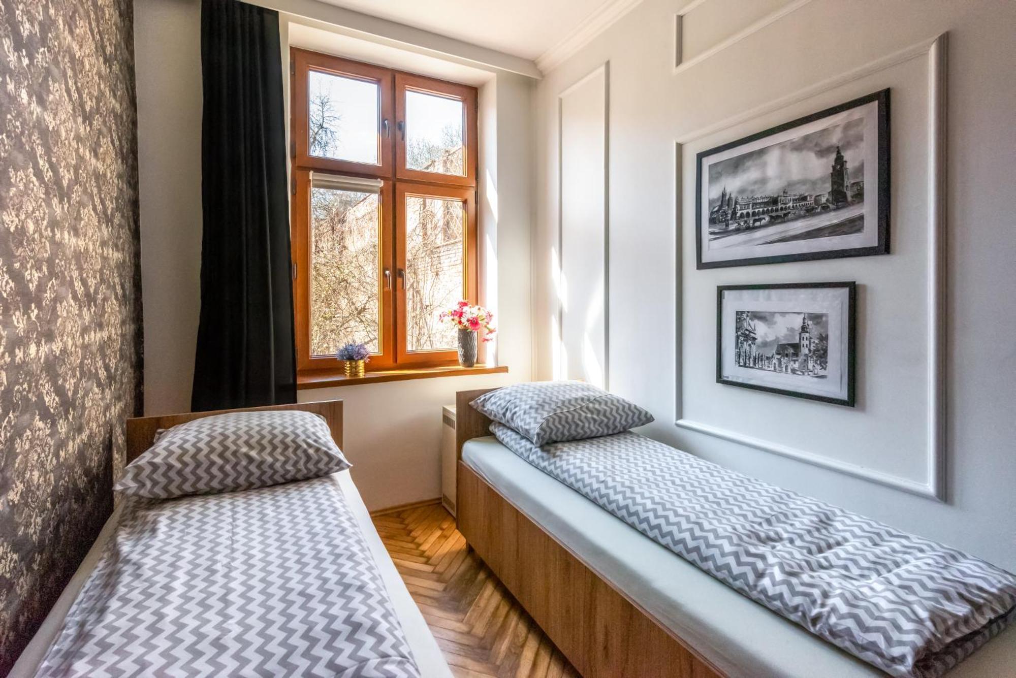 Apartament Tuz Przy Wawelu Cracovie Extérieur photo
